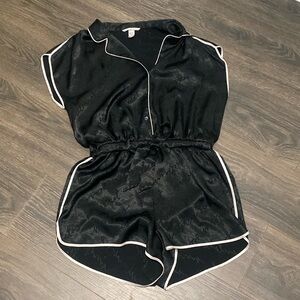 Victoria’s Secret Black Satin Sleep Romper Size L